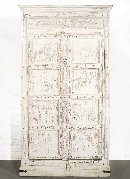 Schrank Old Door India